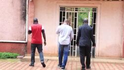 CLEAN : Malians react to expulsion of UN peacekeeping mission spokesman News Clip