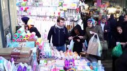 VOICED : Muchos iranies hartos piensan boicotear las elecciones del viernes News Clip