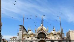 Visiting the Piazza San Marco in Venice Instructional Video
