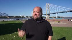 BADM 320: Principles of Marketing Course at the University of Illinois Instructional Video