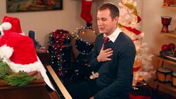 How to Play "Jingle Bells" on Piano Instructional Video