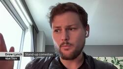 #TheMoment a comedy show audience saved a man's life News Clip