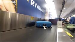 Ryanair shares drop sharply News Clip