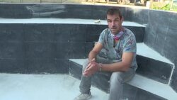 CLEAN : Fear of confinement boosts French private pool sales News Clip