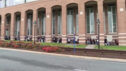 CLEAN : Johnny Depp v. Amber Heard: crowds gather outside court as trial resumes News Clip