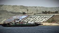 How did a ship get stuck in the Suez Canal? Instructional Video