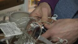 Christmas lights in a tangle? Never fear, math is here to help News Clip