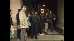 Post Christmas sale shopping News Clip