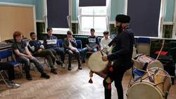 Johnny Kalsi - amazing dhol demo Instructional Video