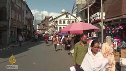 At least 4 Indian soldiers killed during firefight in Kashmir News Clip