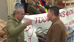 CLEAN : Strikers in Marseille react to details of French PM's pension reform News Clip