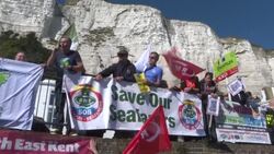 CLEAN : Protest in Dover against P&O sacking of 800 crew News Clip