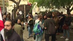 CLEAN : Lebanon protesters demand haircuts for the rich News Clip