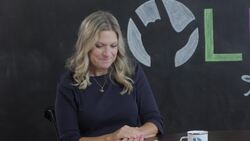 A Deaf Perspective | 1-2 | Interacting with the Deaf Community Instructional Video