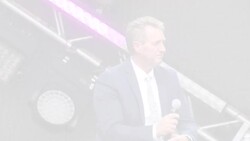 Flake: I want the FBI to do a 'real' investigation Instructional Video