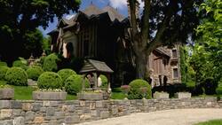 Sleepy Cat Farm: A Greenwich garden oasis opens its gates News Clip