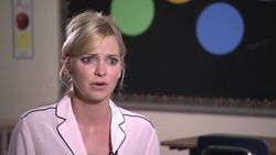 Anna Faris savors time in the kitchen with her six-year-old son Instructional Video