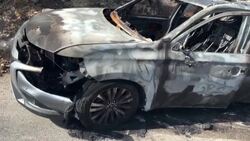 CLEAN : Cars owned by Jewish settlers that were set on fire in Arab neighbourhood are towed away News Clip