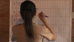 Polls close, leaders comment as vote count begins Instructional Video