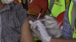 CLEAN : Papua New Guinea: Images of people receiving Covid vaccines News Clip