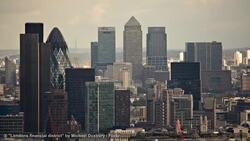 Top 5 Neighborhoods to Visit in London Instructional Video