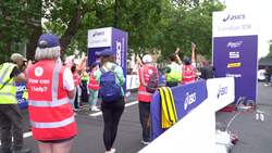 Thousands run in first mass London 10k since lockdown News Clip