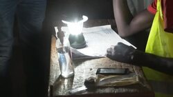 CLEAN : Elections in Niger: polling stations close News Clip