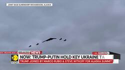 Trump-Putin seated for high-stakes meet | Joined by FM Lavrov News Clip