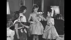 Dresses for little girls News Clip