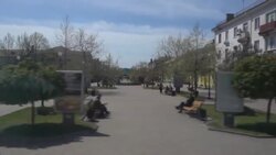 VOICED : En el sur de Ucrania, Rusia llegó para quedarse News Clip