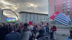 Extinction Rebellion performs Scottish ceilidh dance outside Cop26 venue Instructional Video