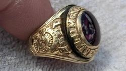 #TheMoment a diver returned a ring lost in the ocean for 47 years Instructional Video