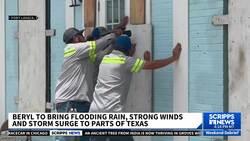 Beryl approaches Texas, officials issue storm surge warnings News Clip