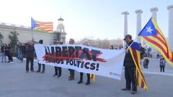 Protesters oppose Spain King's Barcelona visit Instructional Video