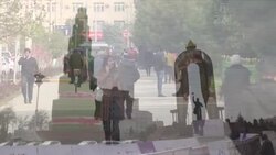 CLEAN : Central Asian migrants consider leaving Russia as sanctions bite News Clip