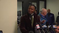 R. Kelly taken back into custody after child-support hearing News Clip