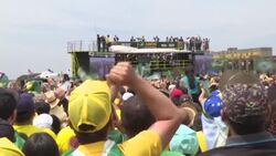 CLEAN : Brazil's Bolsonaro asks supporters to convince those who think differently News Clip