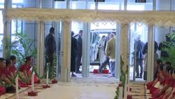 Duke and Duchess of Sussex meet Tonga Prime Minister Instructional Video