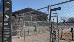 CLEAN : High fences installed in Washington a week ahead of inauguration News Clip