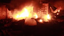 CLEAN : Cerca de un centenar de muertos por la explosión de un camión cisterna en Sierra Leona News Clip