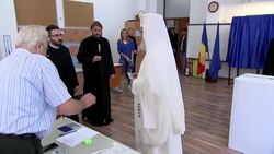 Head of Romanian Orthodox Church votes in marriage referendum Instructional Video