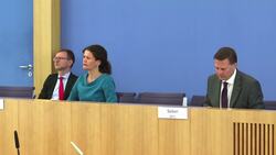 Germany expresses support for beleaguered WHO Instructional Video