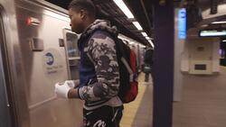 Social distancing presents challenge on NYC trains Instructional Video