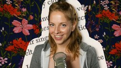 Julia Nunes reads "Variations" Instructional Video