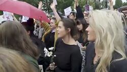 ANTI–Brett Kavanaugh – Multiple arrested for civil disobedience on day of Kavanaugh/Ford hearing Stock Footage