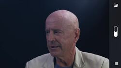 TRATANDO CON UN GERENTE INCOMPETENTE - Dealing with an Incompetent Manager Instructional Video