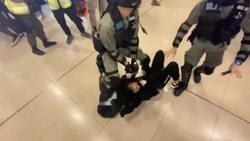 CLEAN : Arrests as Hong Kong calm broken clashes erupt in mall News Clip