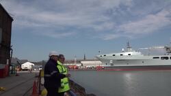 Sir Keir Starmer visits shipyard on defence visit to Wirral News Clip