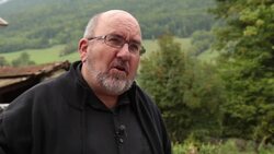 French priest urges cardinal to resign over handling of sexual abuse cases Instructional Video