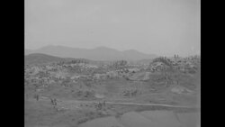 Korean and US officers train South Korean soldiers on mortar guns, machine guns, and field phones, 1950 News Clip